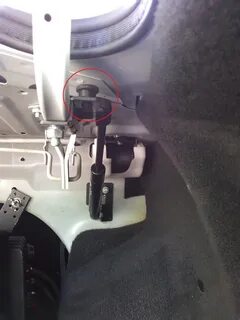 Концевик багажника гранта фл