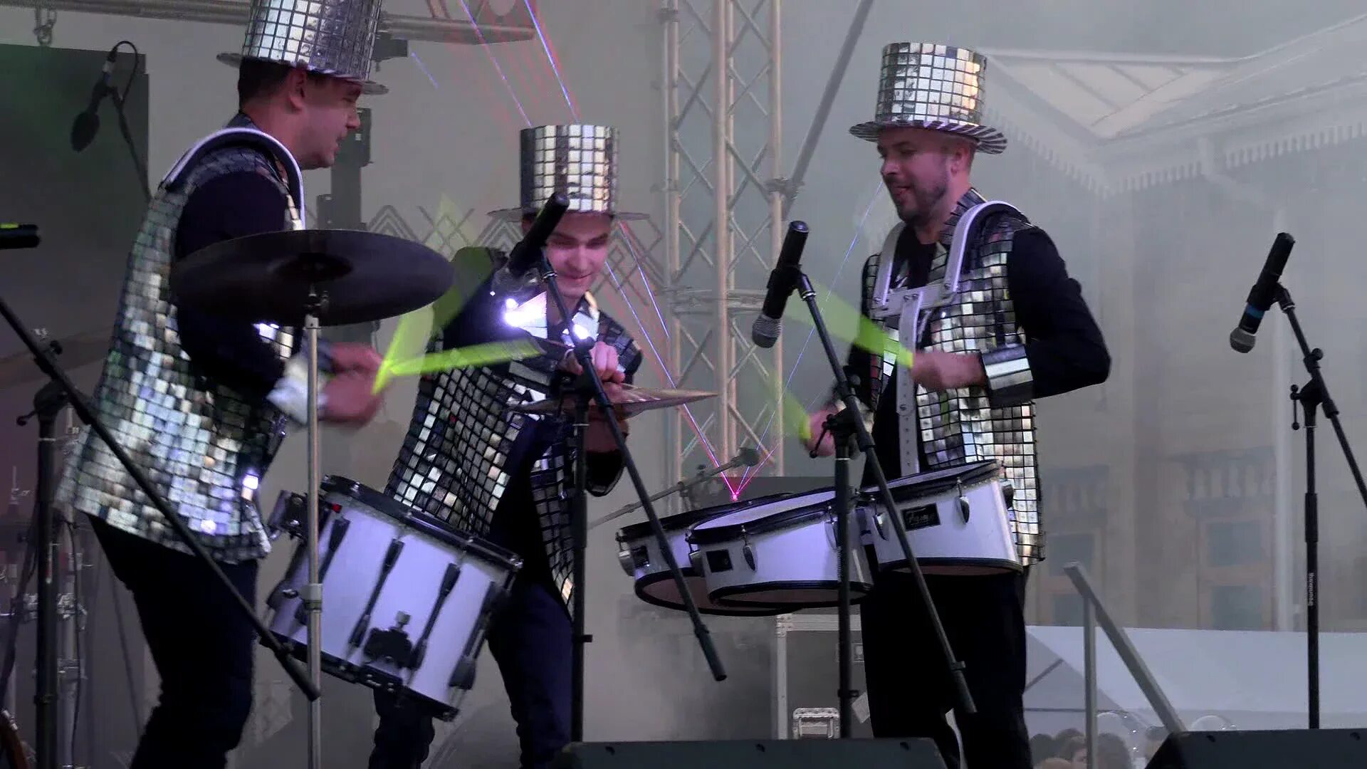 Симфония номер 40 моцарт. Симфония курск. Что такое симфония и симфонический оркестр. Оркестр cagmo. Симфония тысячи участников.