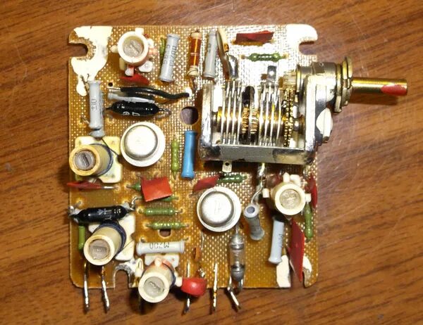 Радиоприемник микрон рп-204. Переделки приемников. А-275в радиоприемник. 3. Радиоприёмник sokol 308.