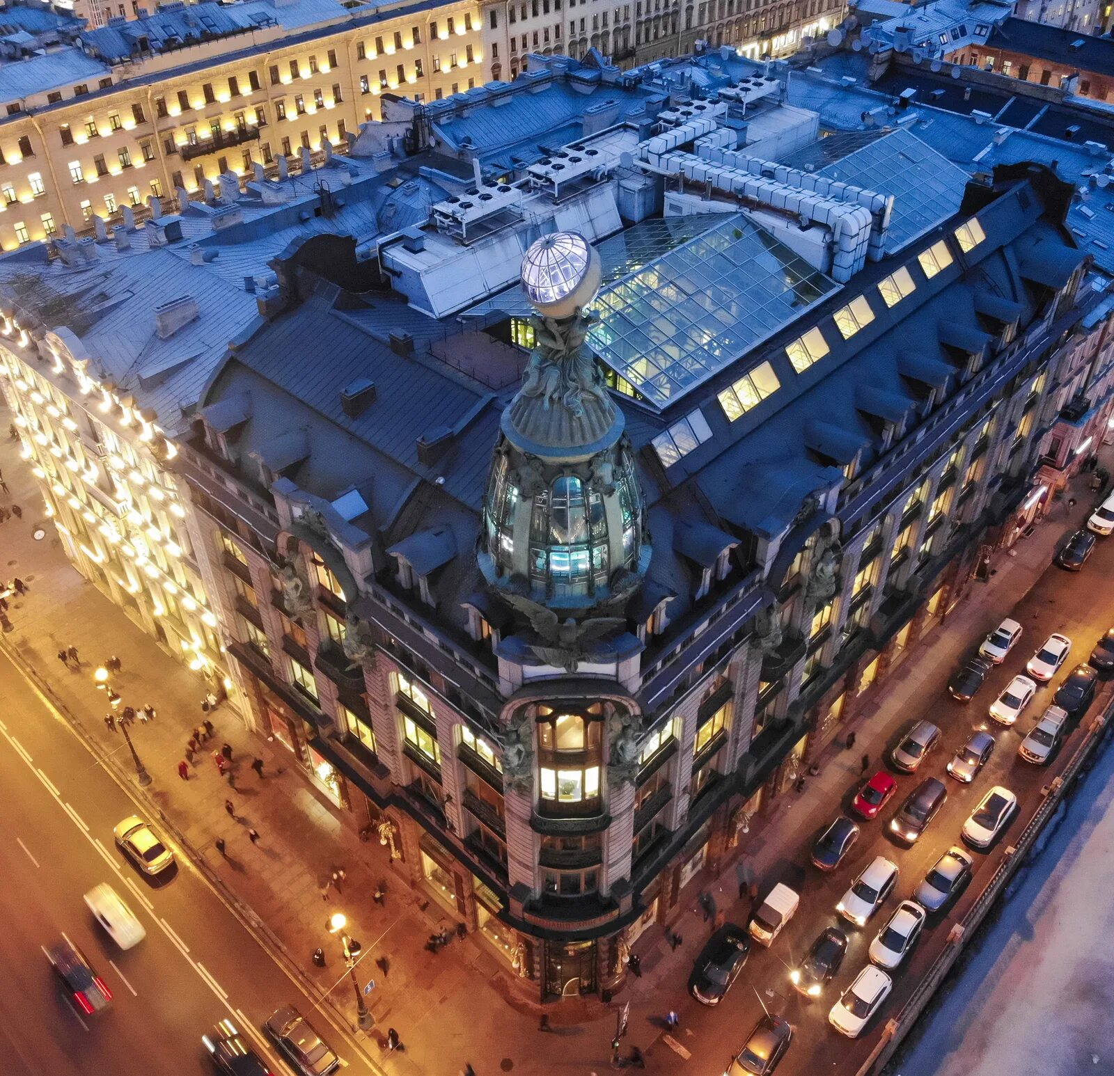 Дом Зингера в Санкт-Петербурге. Здание Зингер СПБ. Зингер санкт петербург книги