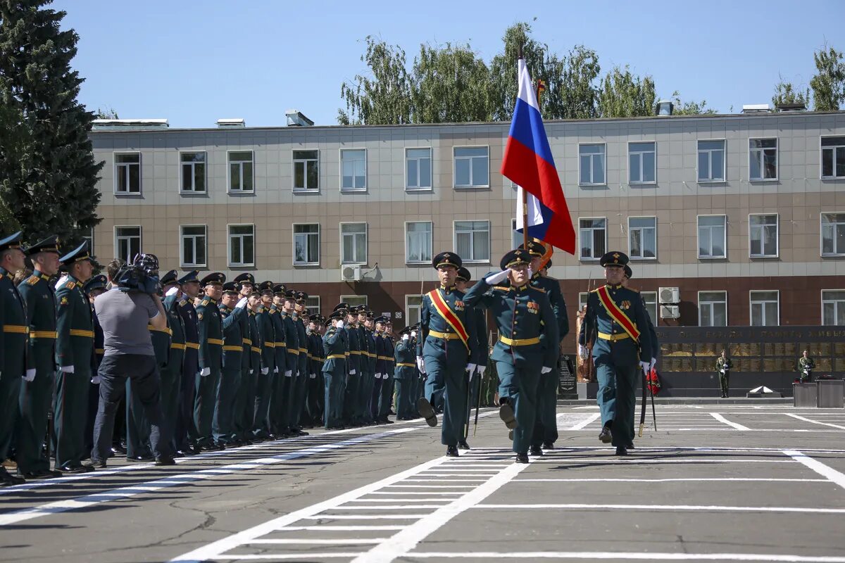 Высшее военное училище ракетных войск. РВСН Петра Великого Балашиха. Военная Академия РВСН имени Петра Великого. Академия Петра Великого в Балашихе. Академия ракетных войск Балашиха.