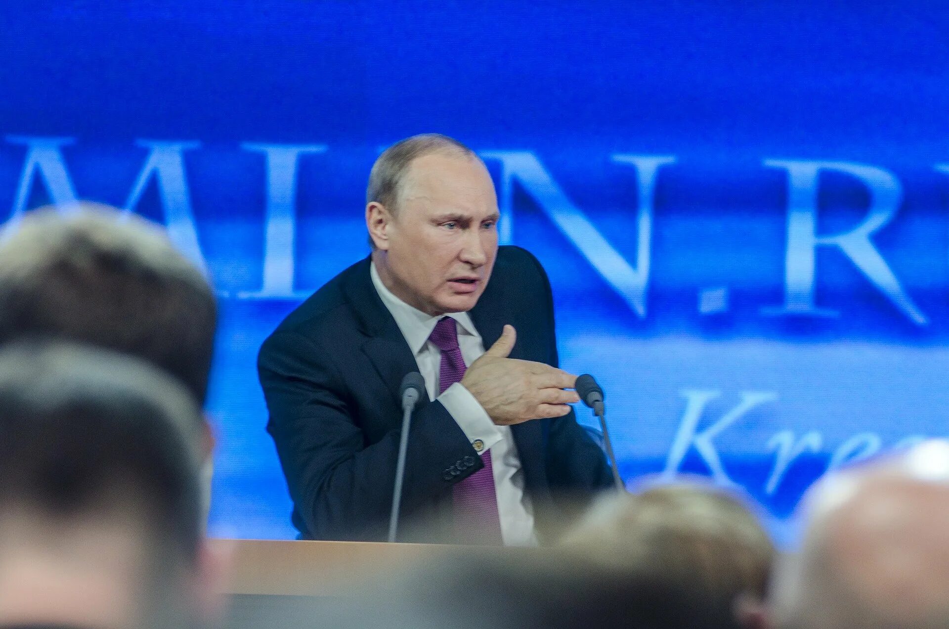 Прямая линия с путиным о выплатах