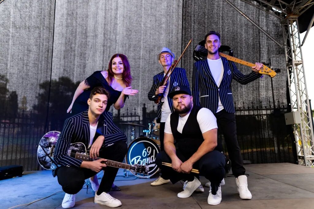 Группа р центр. Velociter группа. Принцип рэпер. Группа centr в молодости. A.