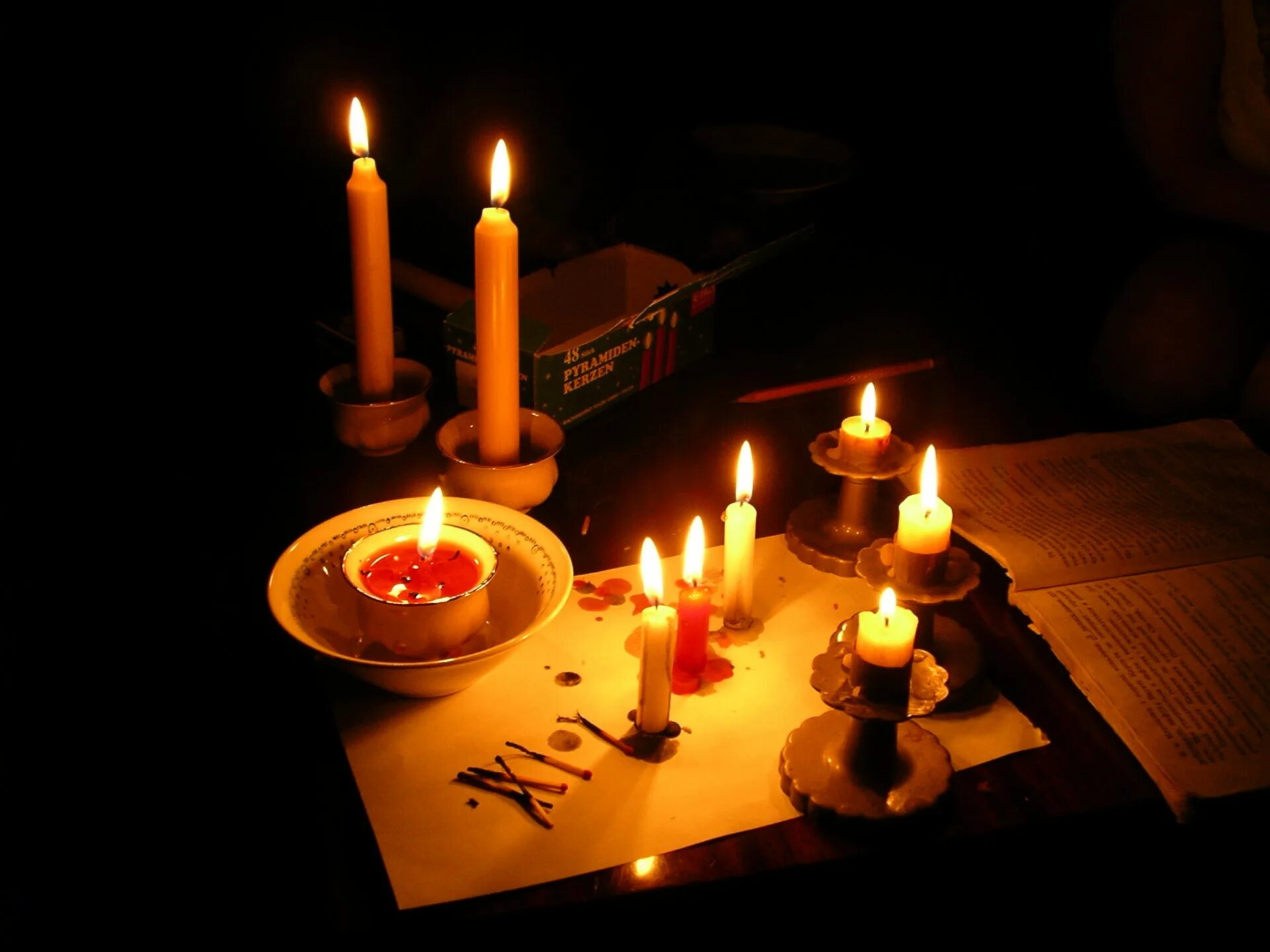 ритуал приворот магия. привороты и отвороты. обряды колдунов. обряд приворота. свечная магия ритуалы.