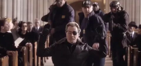 Курьер трейлер