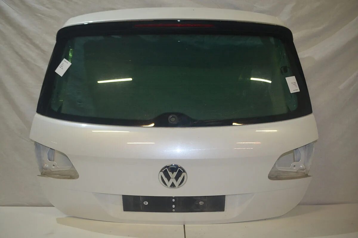 фольксваген туарег крышка багажника. Vag 7p6 827 712. Touareg nf крышка багажника. 7p6867601b. крышка багажника туарег нф.