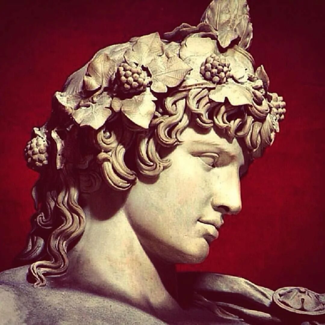 Голова на греческом. Антиной Дионис. Антиной Вакх. Дионис Бог древней Греции. Скульптура Дионис Антиной.