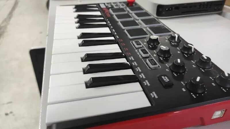 Kawai cl-25. синтезатор милис 600- a.