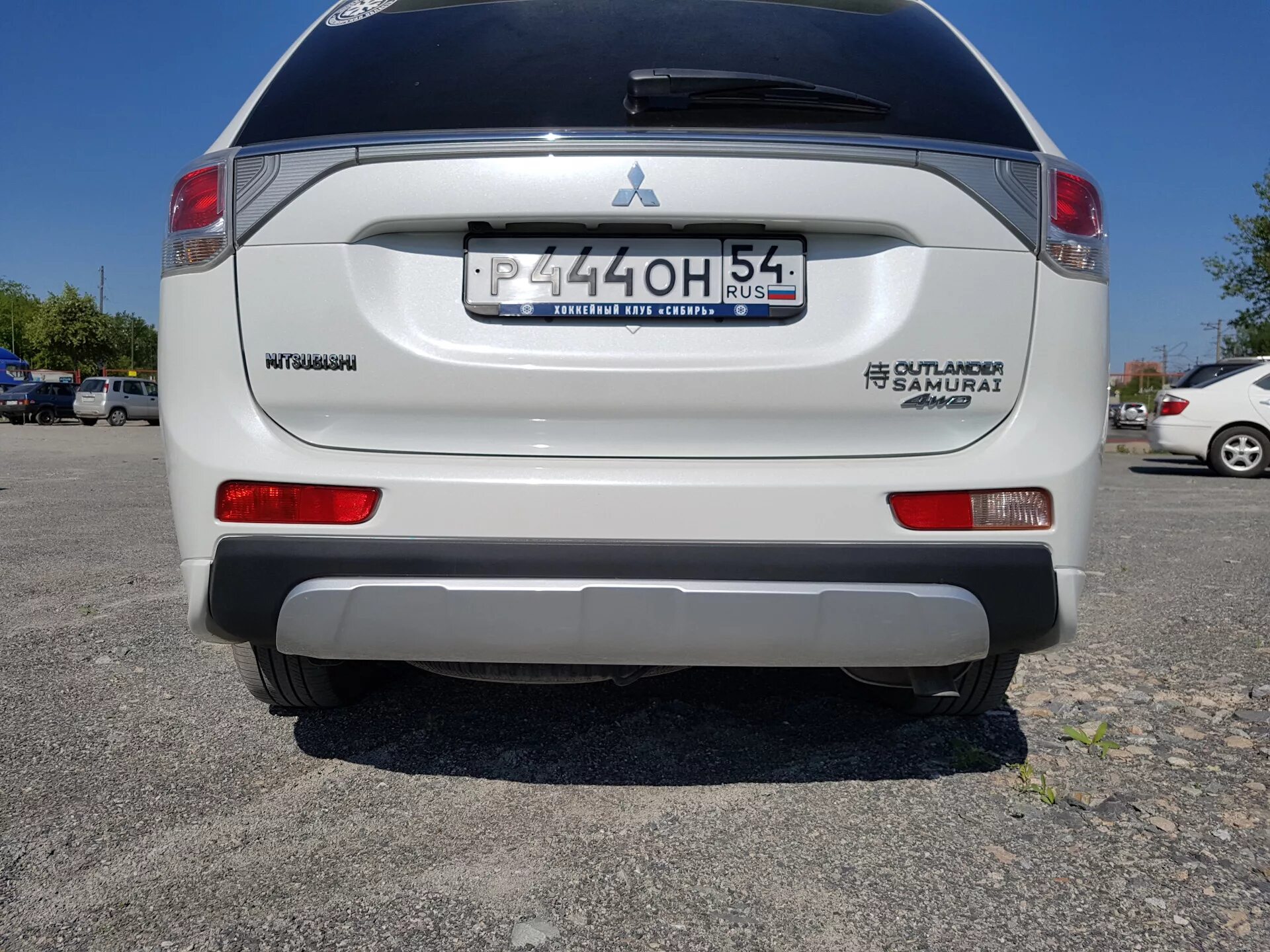 6410f371. Диффузор заднего бампера аутлендер 3. Накладка обшивки багажника верхняя маленькая outlander 3. Аутлендер 3 задний. Аутлендер 3 задний.