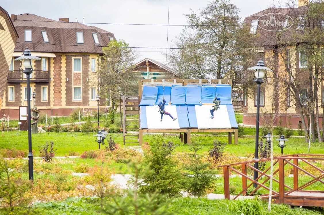 Парк отель Лачи Подмосковье. Лачи парк Калужское шоссе. Загородный отель "Лачи" 4. Пансионат Лачи.