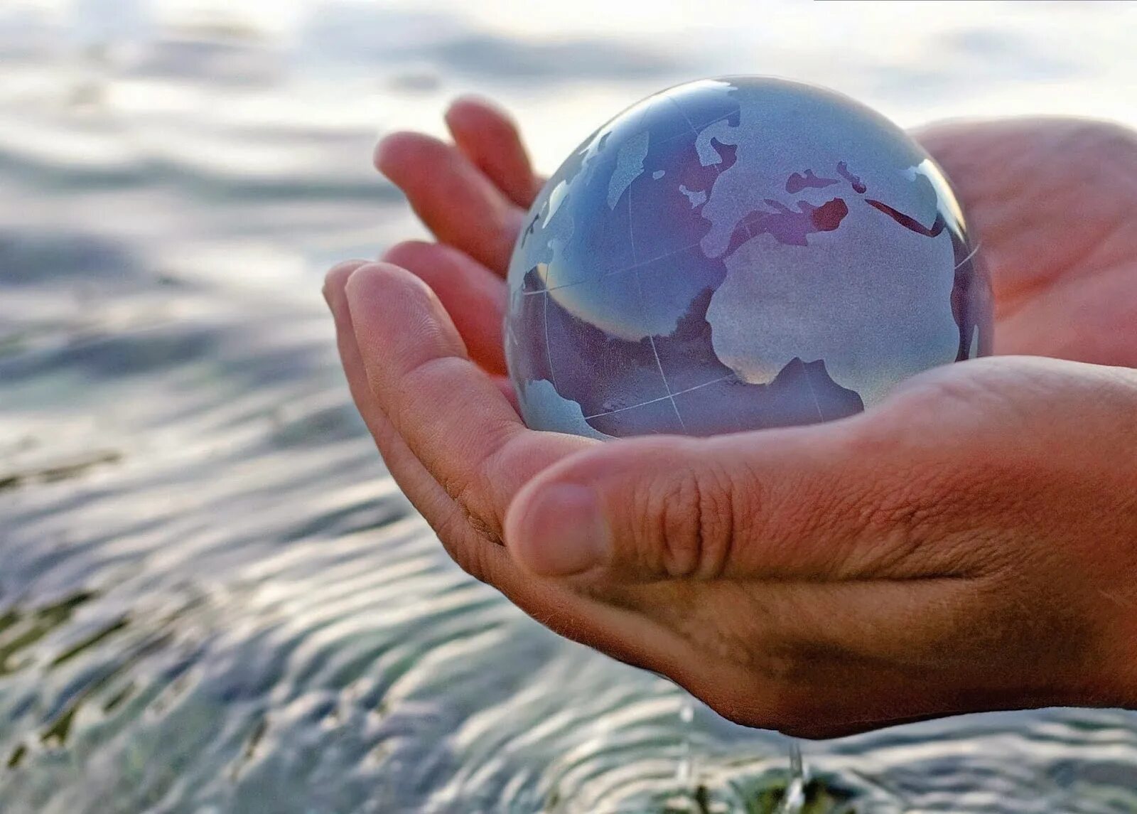 7 воды мысли. Сохранение водных ресурсов. Вода природный ресурс. Защита водных ресурсов на планете. Водные ресурсы нашей планеты.
