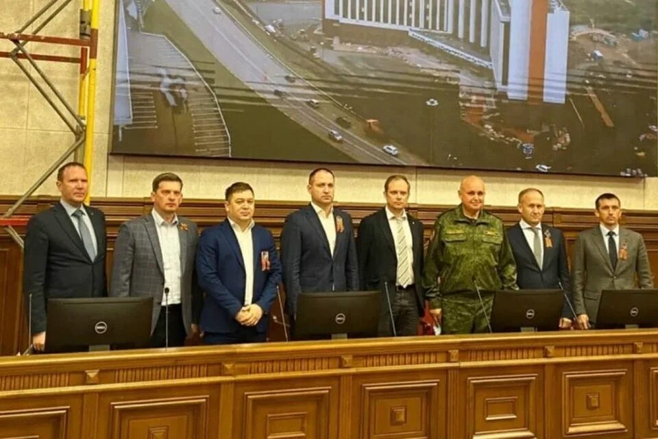 Жена губернатора кузбасса. Министр спорта кузбасса. Кузбасский клуб автомостарины лого. Фото цивилева губернатора кемеровской области. Минспорт кузбасса.