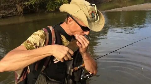 Видео рыбалка показал