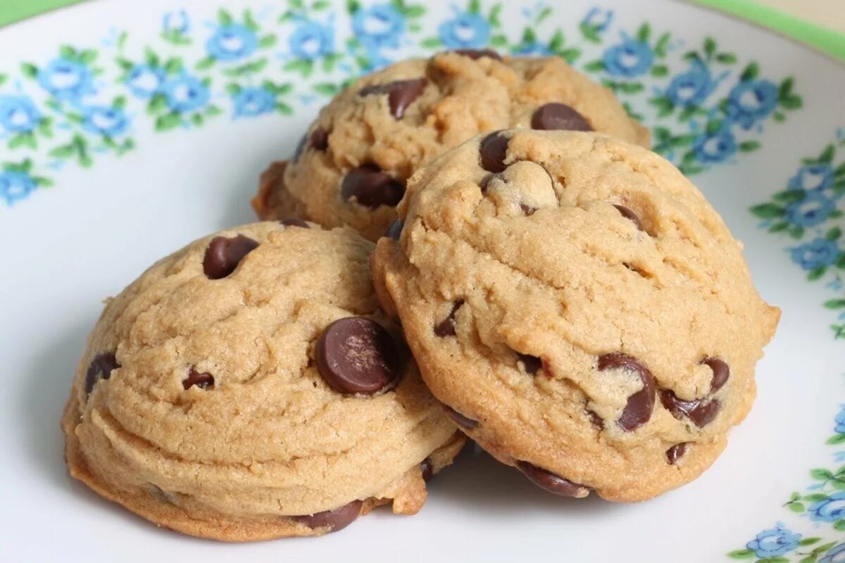 Cookies extractor. Peanut butter cookies. печенье с арахисовой пастой. шоколадное печенье. печенье с шоколадными вкраплениями.