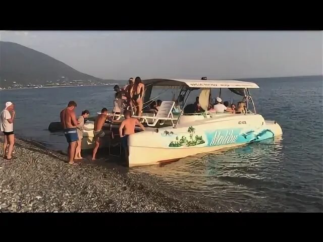 Морские прогулки в абхазии. Морские прогулки гагра. морская прогулка абхазия. абхазия 2 морские прогулки.