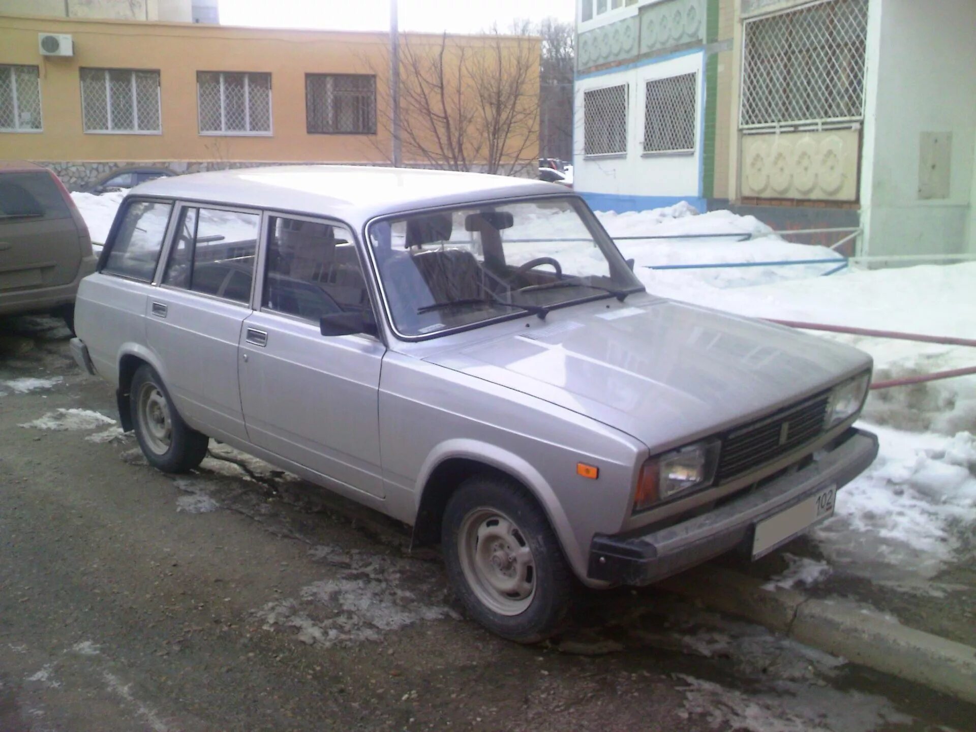 Ваз 2104 завод. Ваз 2104 3 дверная. Ваз 2104 1. Ваз 2104 ижевской сборки. Ижевские 2104.