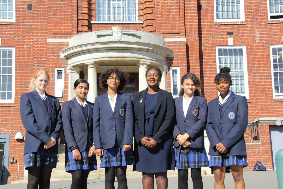 Schoolgirl home. Американская школьная форма. Форма американских школьниц. Американская школьная форма. Schoolgirl home.