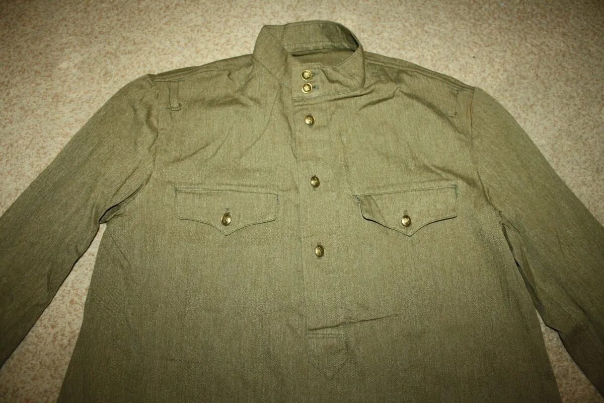 Гимнастерка красноармейца 1943. Гимнастерка ркка обр. Гимнастерка нквд 1943-1945. Гимнастёрка ркка обр 1943 года. Офицерская гимнастерка нквд.
