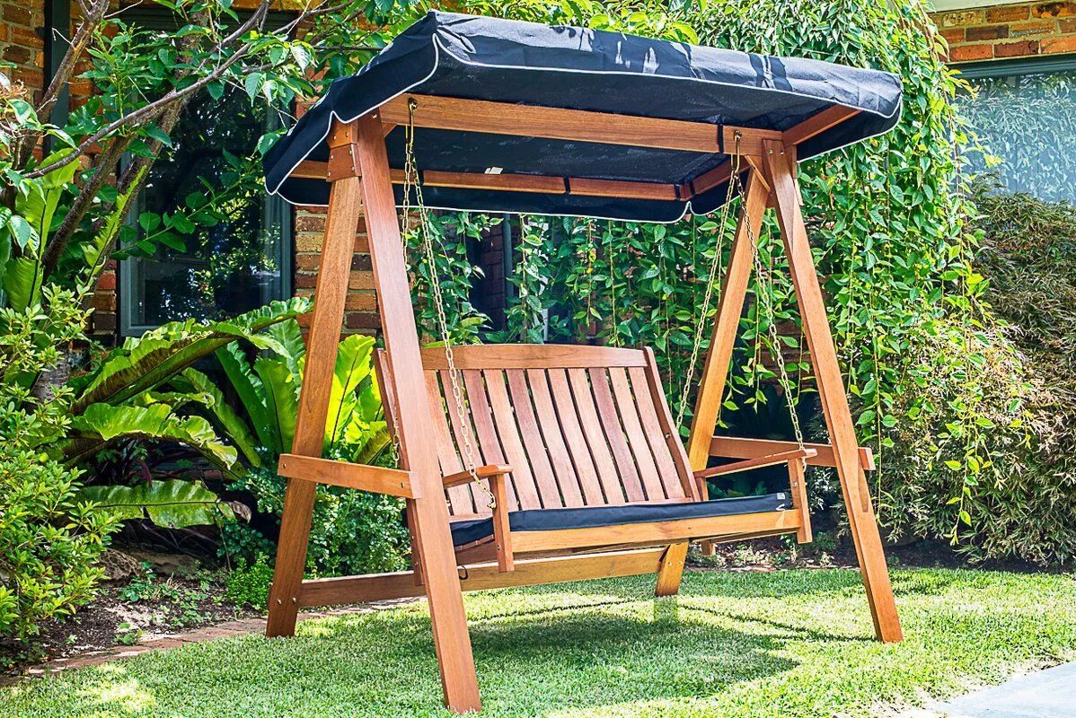 Качели дачные садовые. Качели во дворе. Садовые качели в современном стиле. Качели садовые металлические. Garden swing качели.