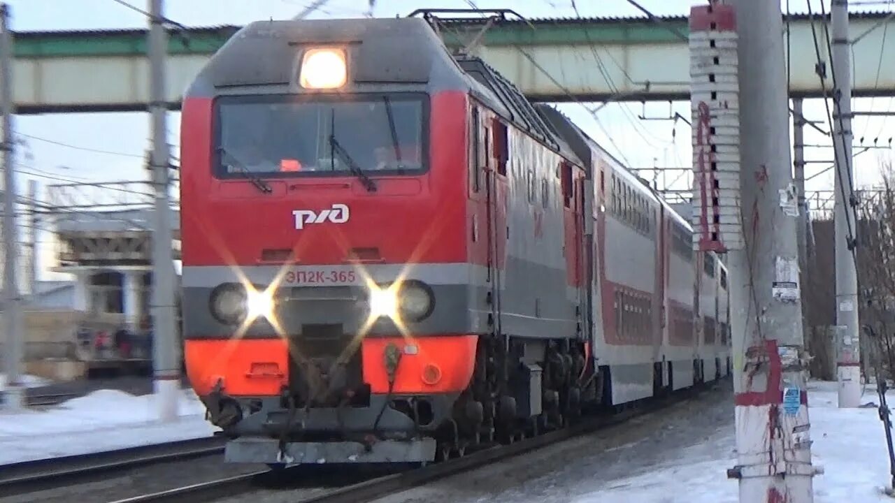 Сколько на поезде до тольятти. Поезд 066 Москва Тольятти двухэтажный. Поезд 66 Москва Тольятти. 066й Москва Тольятти двухэтажный. 066э Тольятти Москва.