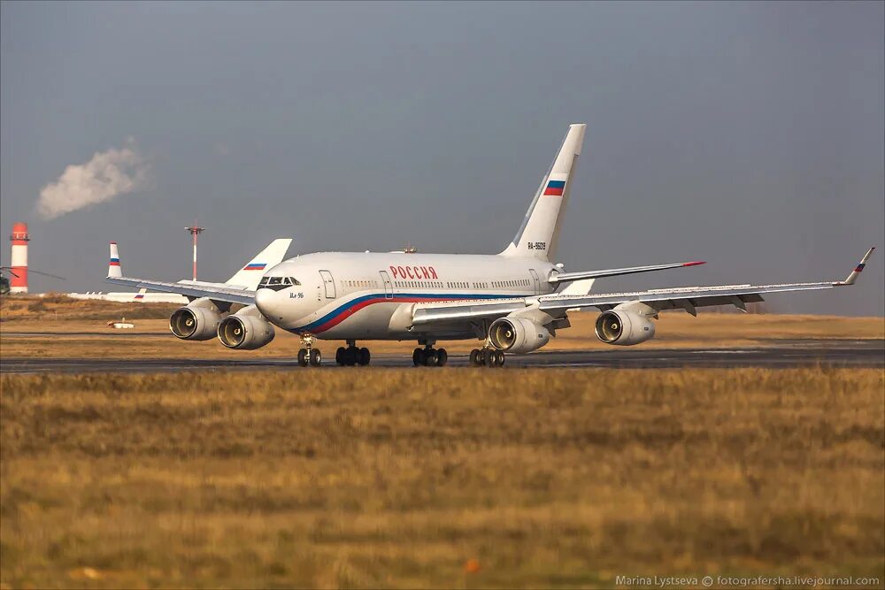 Ил-96-300 (ra-96019. Ил 96 300. Ил-96-300 куба воронеж. Ra 96019. Илюшин 2 96 300.