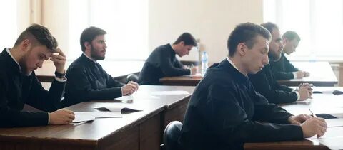 Студенты духовной академии