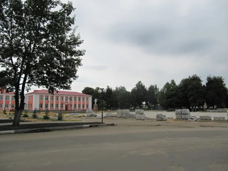 Стародуб унеча. Автовокзал г стародуб брянская область. унеча стародуб. автовокзал унеча. унеча город.