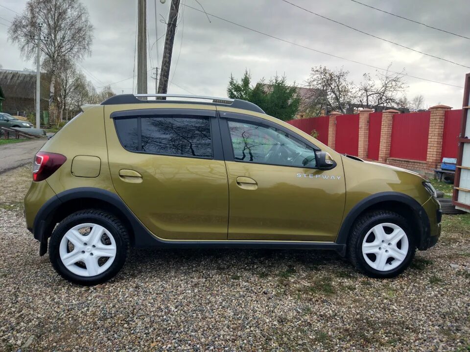Рено сандеро степвей вылет дисков. Диски renault sandero r16. диски рено сандеро 2. диски на рено сандеро степвей. диски renault sandero stepway r16.