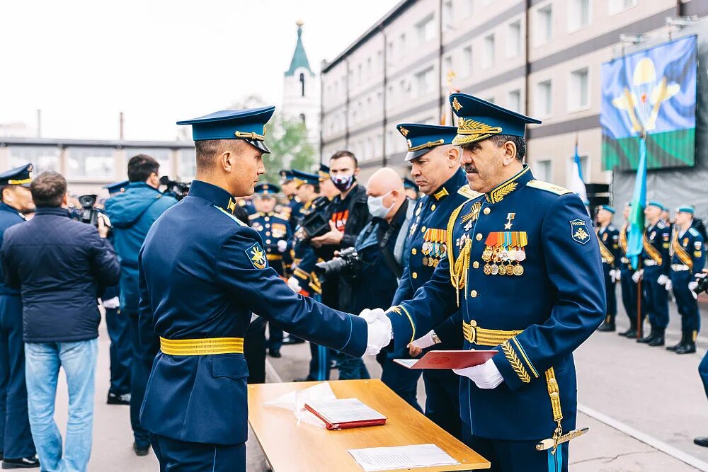 Сайт рязанского воздушно десантного училища. РВВДКУ Рязань училище. Рязань военный институт ВДВ. РВВДКУ Рязань выпуск 2020. Офицеры РВВДКУ.