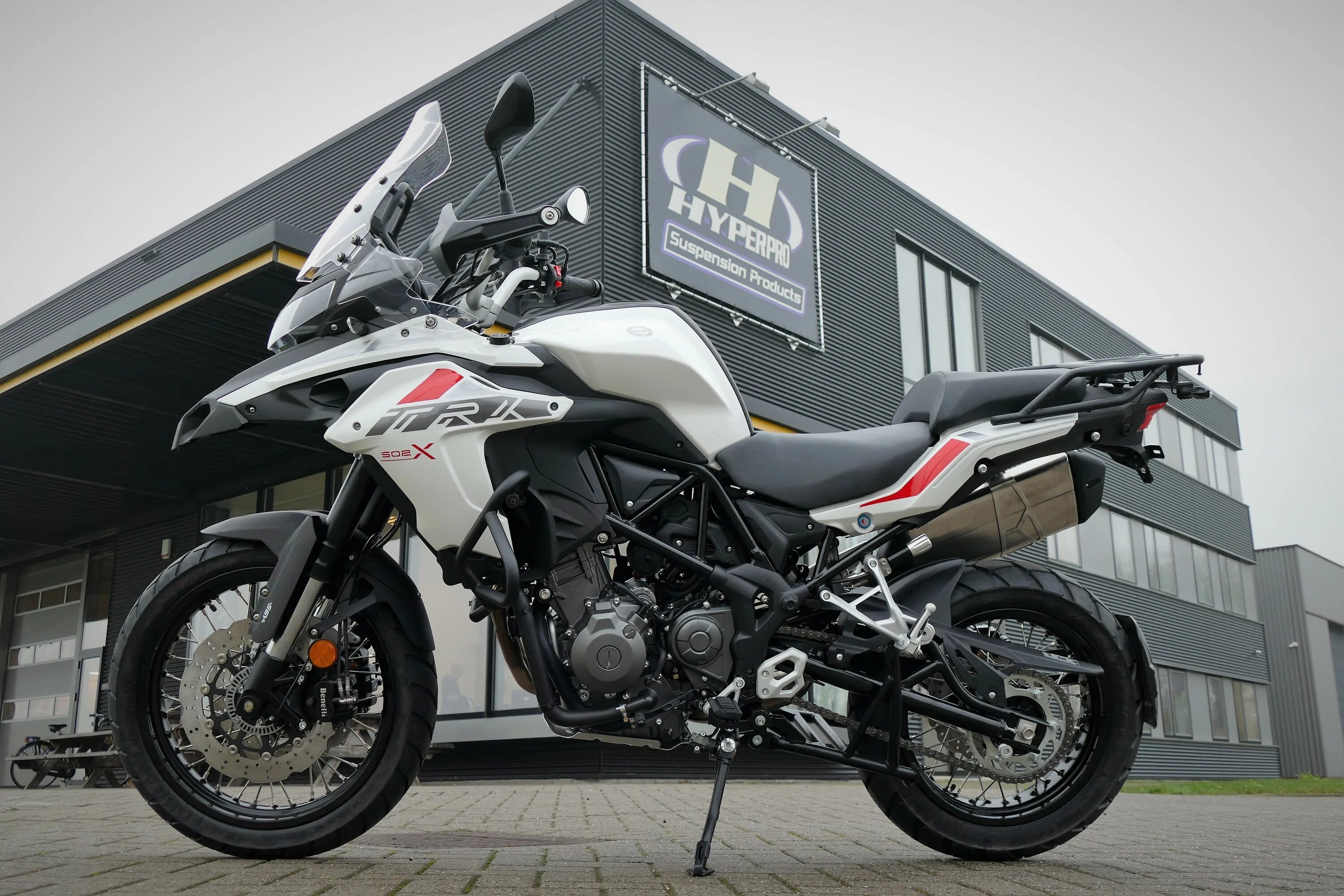 Бенелли трк 502. Trk 502. Бенелли трк. Trk. Trk 502.