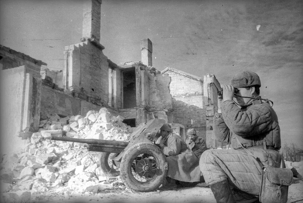 Освобождение керчи от немецко фашистских. Освобождение Керчи апрель 1944. Керчь в годы войны 1941-1945. Керчь ВОВ 1941.