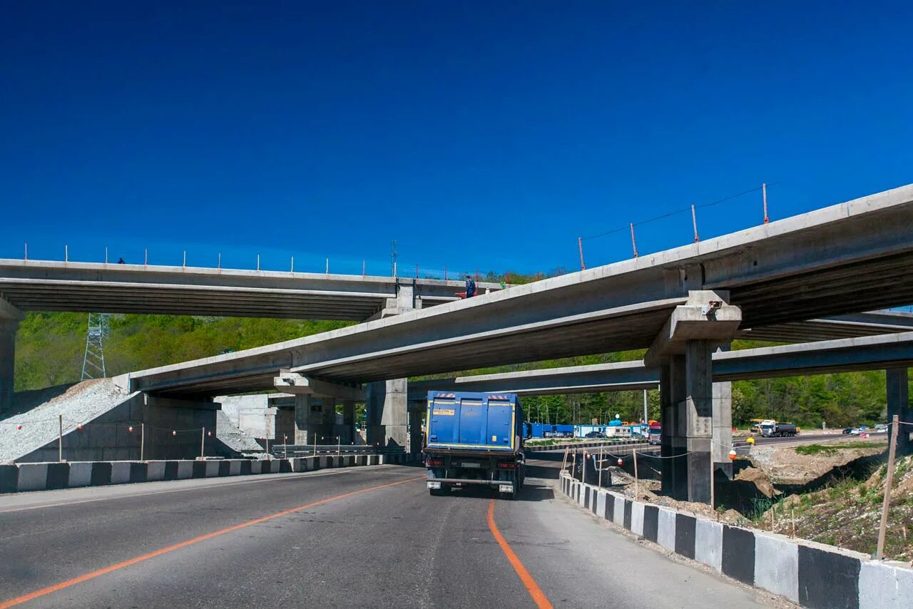 Как попасть в путепровод. Эстакада боровское шоссе. Как попасть в путепровод. Реконструкция жд станции мытищи. Развязка джубга.