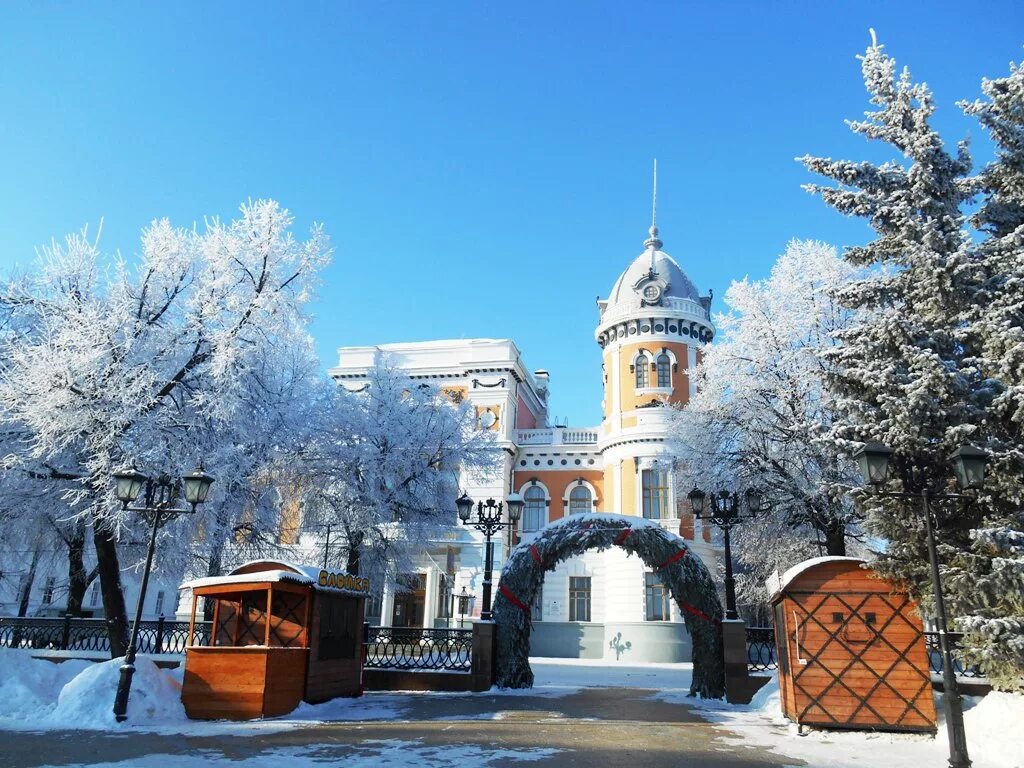 Куда сходить в ульяновске зимой. Ульяновск храмы ульяновская эстетика. Ульяновск 2022 достопримечательности. Ульяновск центральная площадь ленина. Ульяновск новый город фото 2022 год.