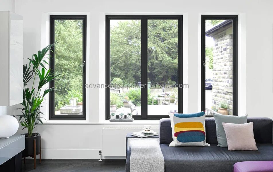 Ламинация серая. RAL 7024 окна ПВХ. Цветные окна в интерьере. Пластиковые окна серого цвета.