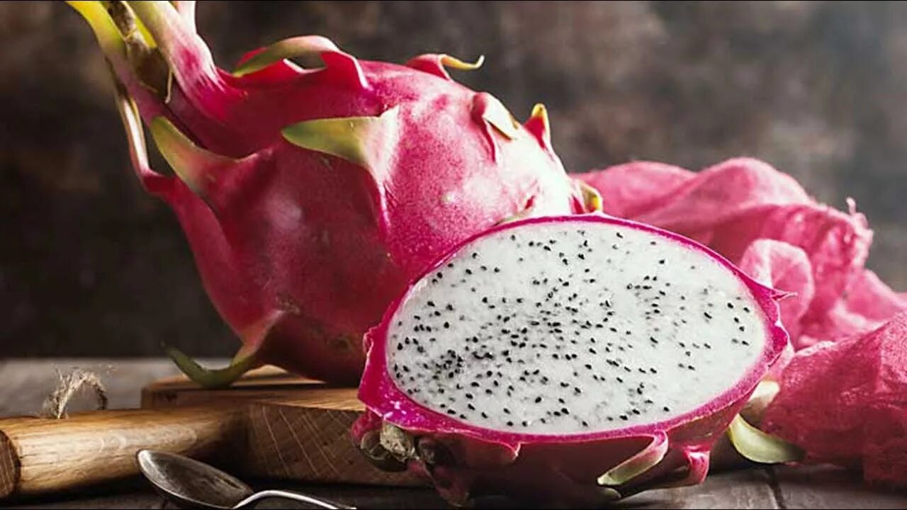How to get dragon fruit. Питайя растение. Питахайя гуава. Драгон фрукт. Мороженое экзо драконий фрукт.