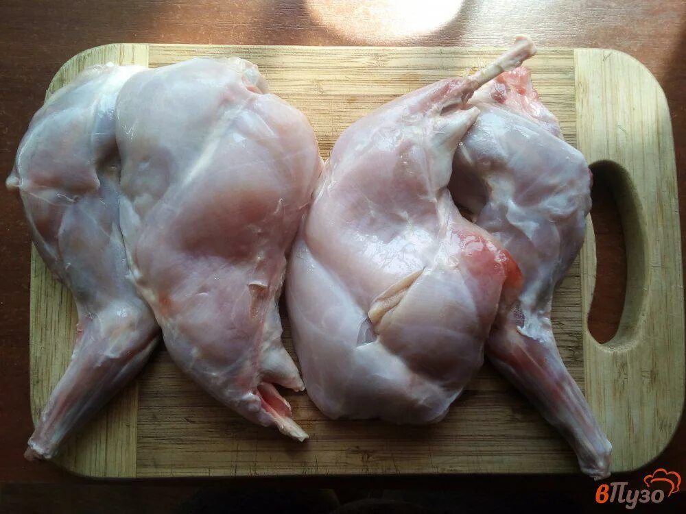 Кролик в духовке в рукаве. Тушеный кролик в духовке. Рецепт кролика в рукаве. Кролик с картофелем в рукаве. Кролик в рукаве для запекания.