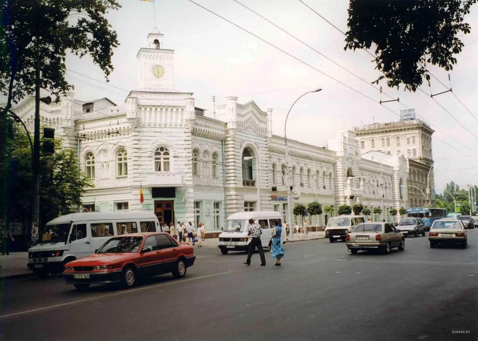 Кишинев про. Кишинев 1993. Кишинёвский 90 е годы. Кишинев фото города. Кишинев Московский проспект 20.