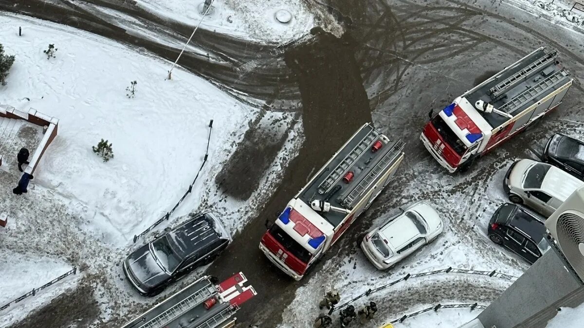 Трасса. 09. Полный автобус людей. День работников дорожного хозяйства для школьников. Луховицы пожар 2 августа в луховицах.