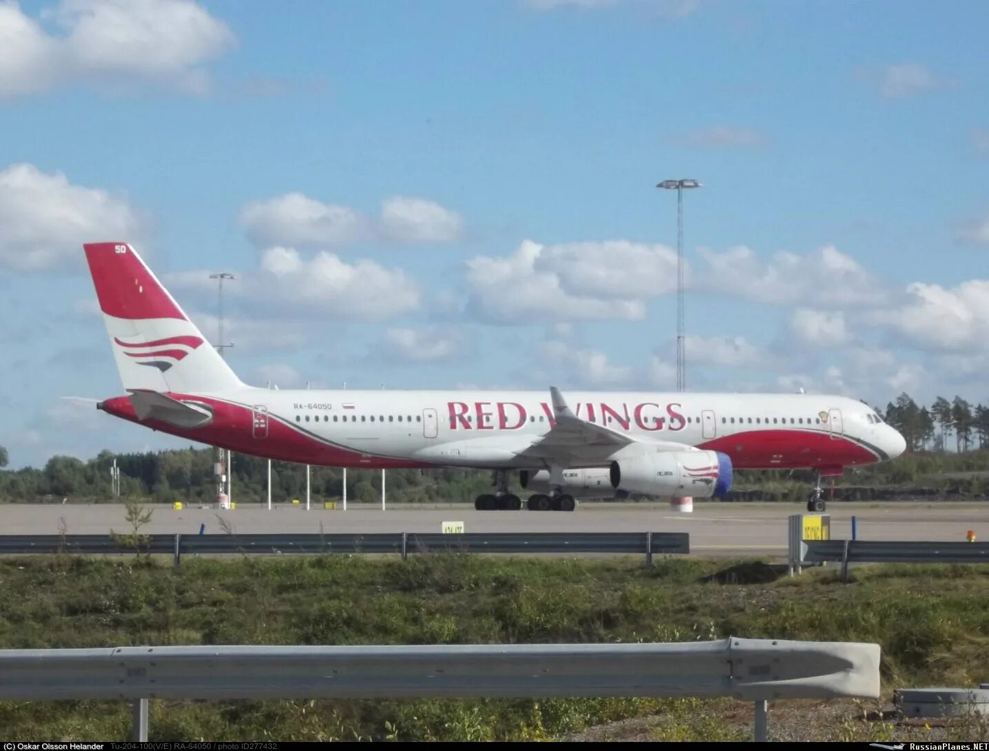 Боинг 777 Red Wings. Боинг 777-200 Red Wings. Боинг 777 200 ред Вингс. Боинг 777 200 er ред Вингс. Red wings boeing 777