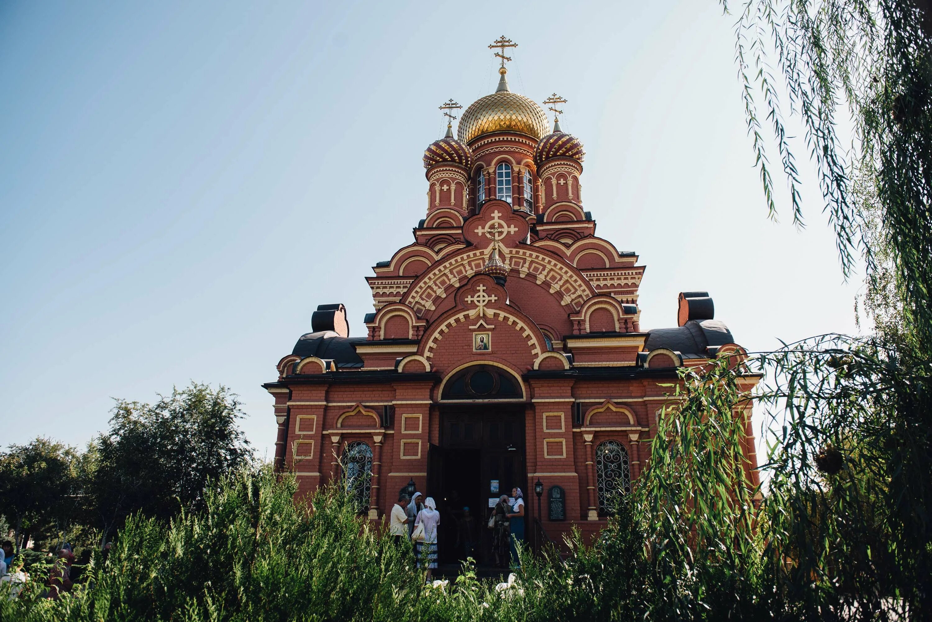 Свято предтеченский монастырь. Иоанно-Предтеченский монастырь Астрахань. Иоанно Предтеченский храм в Астрахани. Астрахань монастыри Иоанно Предтеченский монастырь.