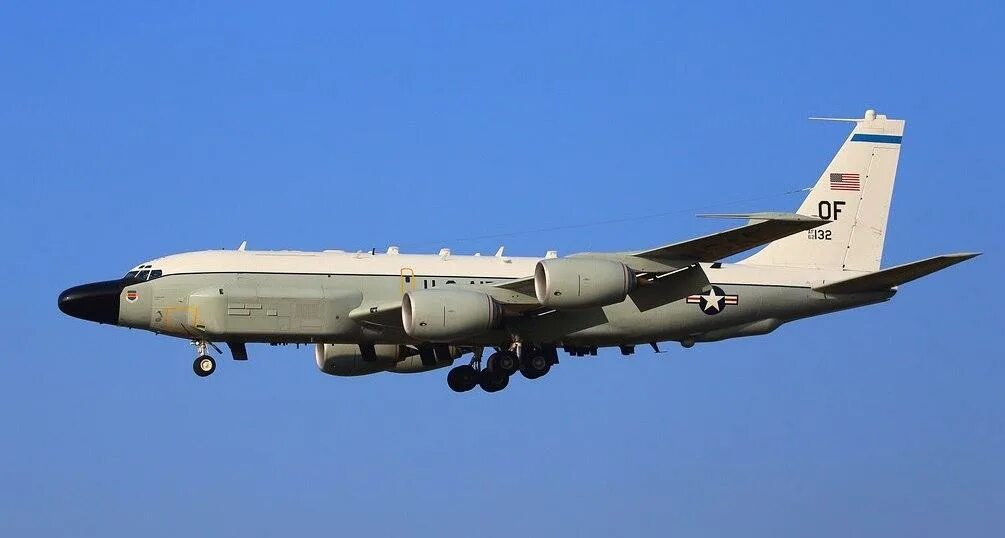 Rc 135w rivet joint. Ввс rc-135w rivet joint. boeing rc-135w rivet joint. rc 135w самолет. rc-135 rivet joint.