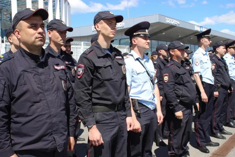 Подразделения по охране общественного порядка. Полицейский России. Охрана порядка. Подразделения полиции. Милиция охрана.