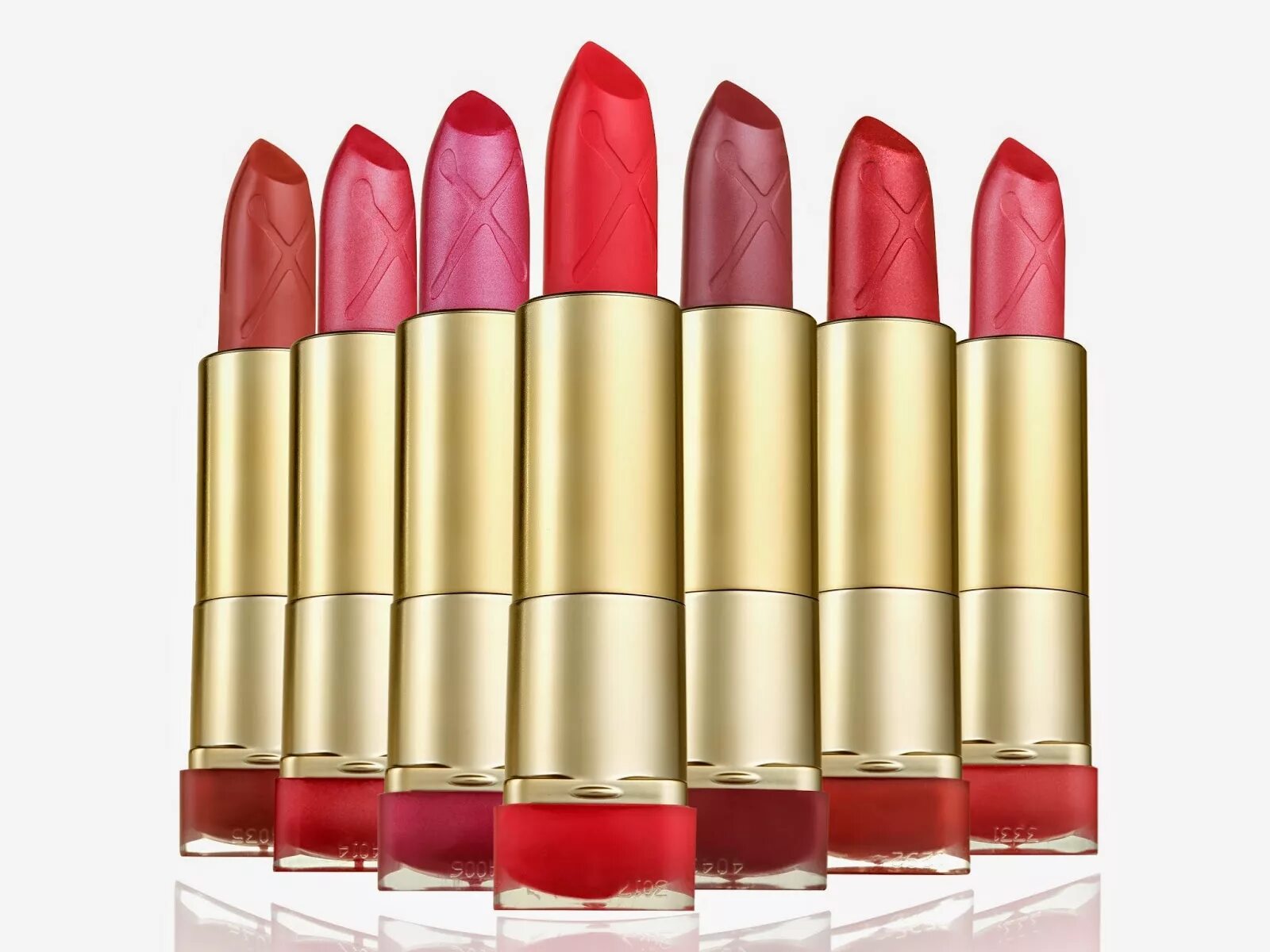 Губная помада max factor colour elixir № 100 firefly. Max factor colour elixir lipstick 030. Max factor colour elixir 100 отзывы. Max factor губная помада colour elixir 005. Помада макс фактор колор эликсир палитра.