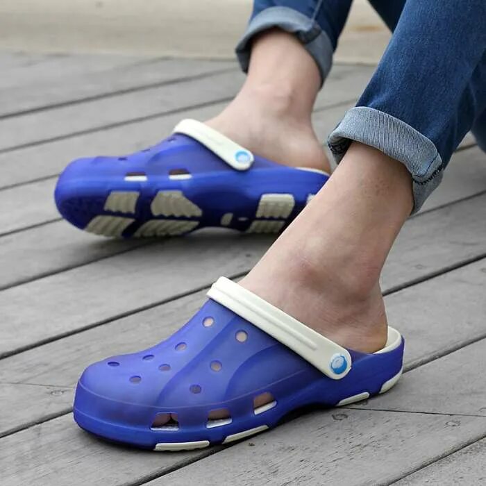 Сабо кроксы эва. Сабо женские эва crocs. Тапочки крокс подошва. Сабо crocs classic clog k. Тапки с дырками.