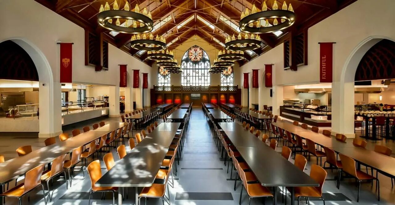 Dining hall. Университет Южной Калифорнии USC. Хендрик Холл калифорнийский университет. Стэнфордский университет столовая. Вестибюль университета.