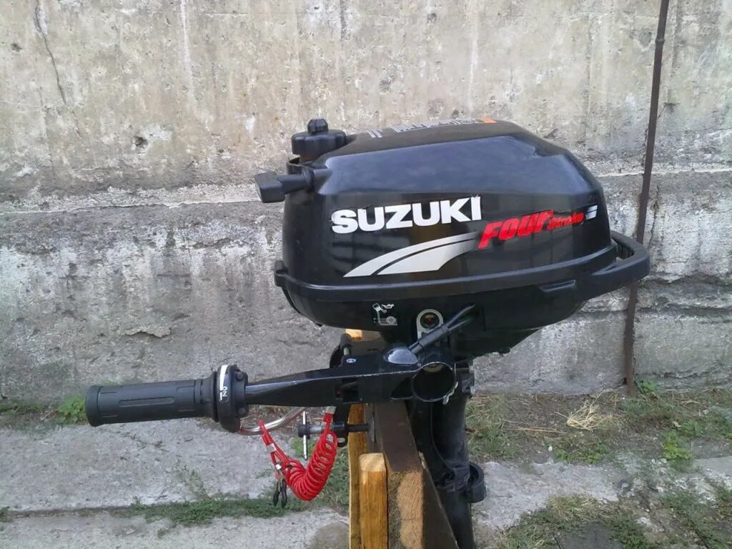 5. Лодочный мотор suzuki df 2,5. 5 4 тактный. Сузуки лодочные 2. 5 четырехтактный.