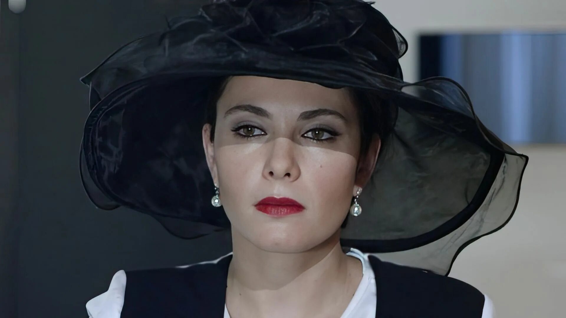 Королева игры фото. Янина соколовская актриса. королева игры сериал. янина соколовская в сериале королева игры. королева игры сериал 33 серия.