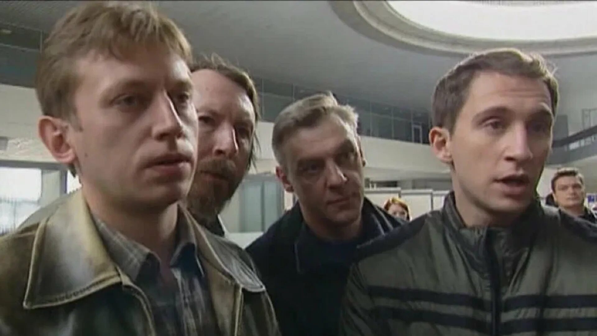 Оскар кучера улицы разбитых. Кирилл порохня улицы разбитых. Улицы разбитых фонарей порохня. Улицы разбитых фонарей порохня. Кучер и кучер.