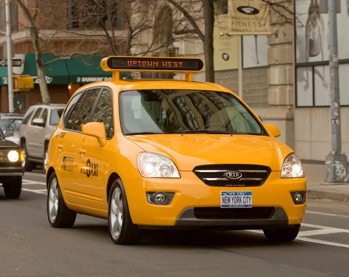 Ford 1950 Yellow Cab Taxi. Kia Rondo. Kia Taxi. Rondo такси. Автомобиль для такси 2024
