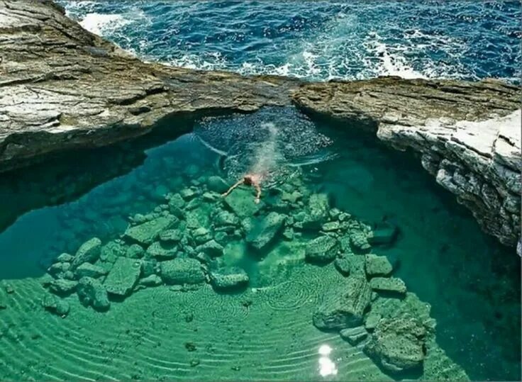 Прозрачная вода. Остров фиджи. Самые чистые места на море. Самое прозрачное море. Курорт.